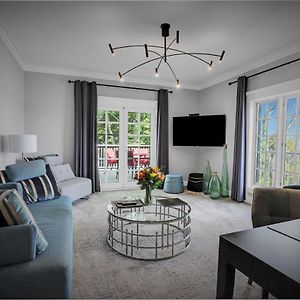 Premium Suite